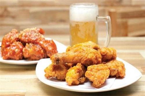 网红 吃瓜 吃炸鸡图片,揭秘网络红人的美食生活